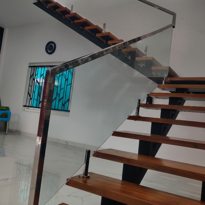 Elegant Glass Railings